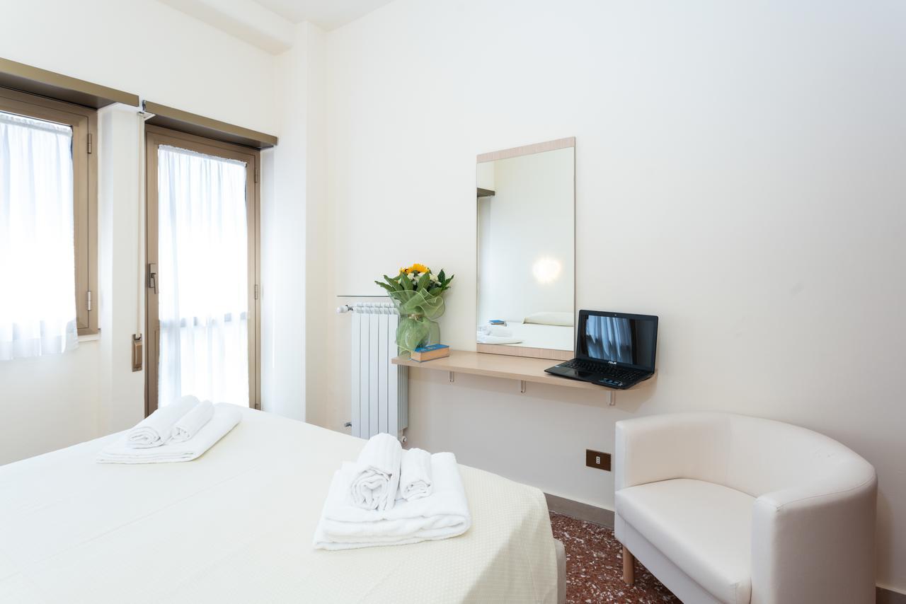 Casa Adele Hotell Rom Exteriör bild